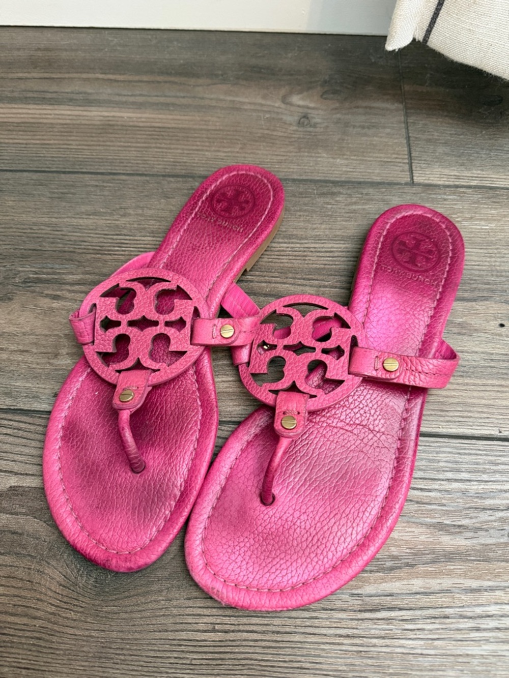 Tory Burch Hot Pink Miller Leather Thong Sandals- 9